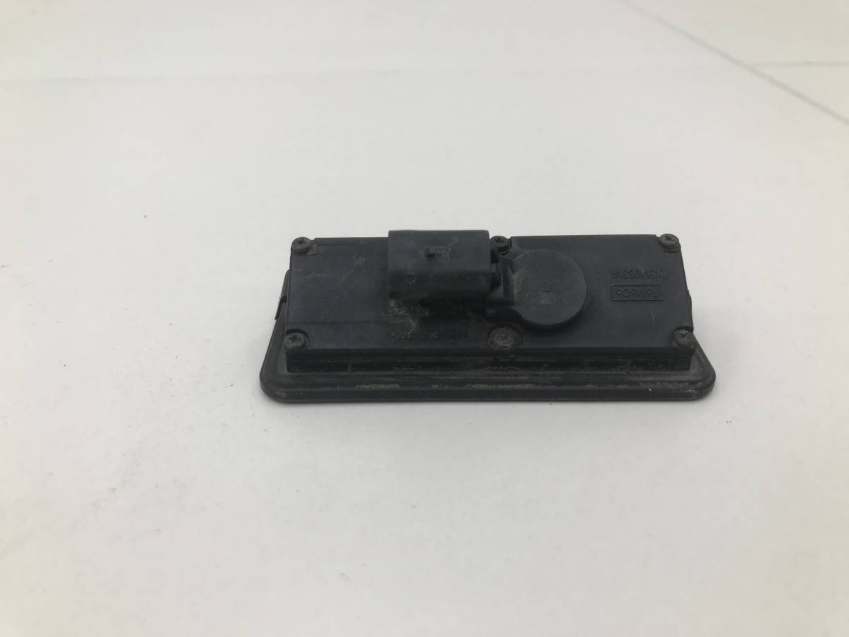 Кнопка открывания багажника Ford Focus 2 (DA) 2005-2008