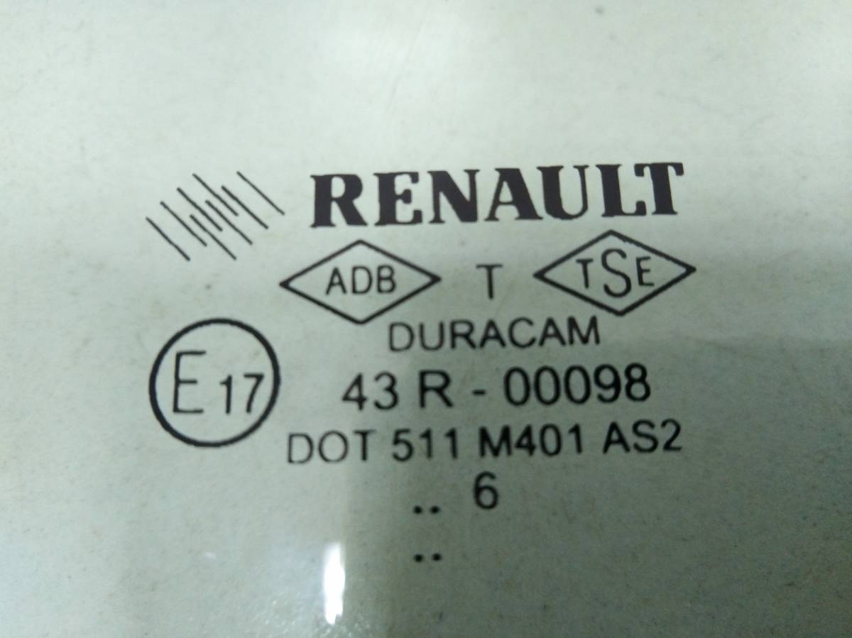 Стекло двери передней левой Renault Laguna (2) 2001-2008