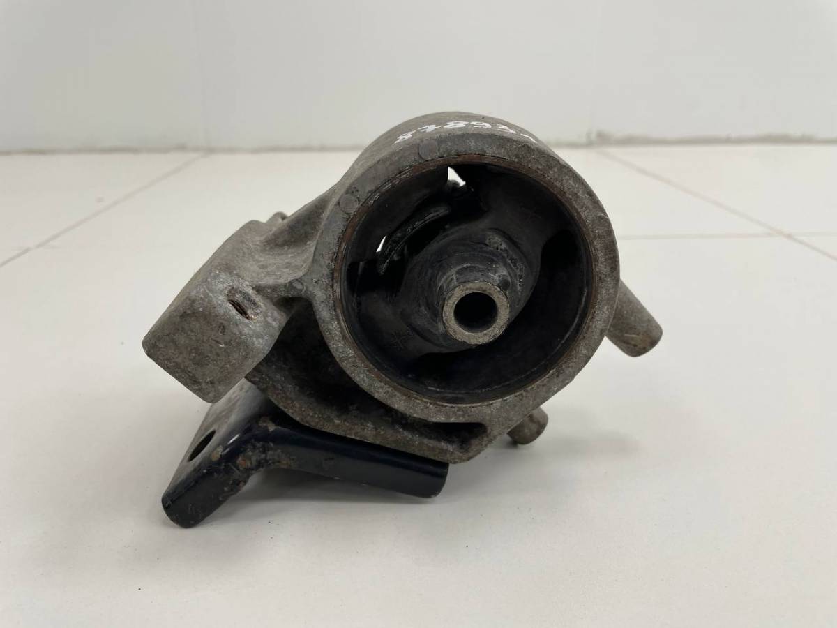 Опора двигателя левая Hyundai Getz 2002-2010