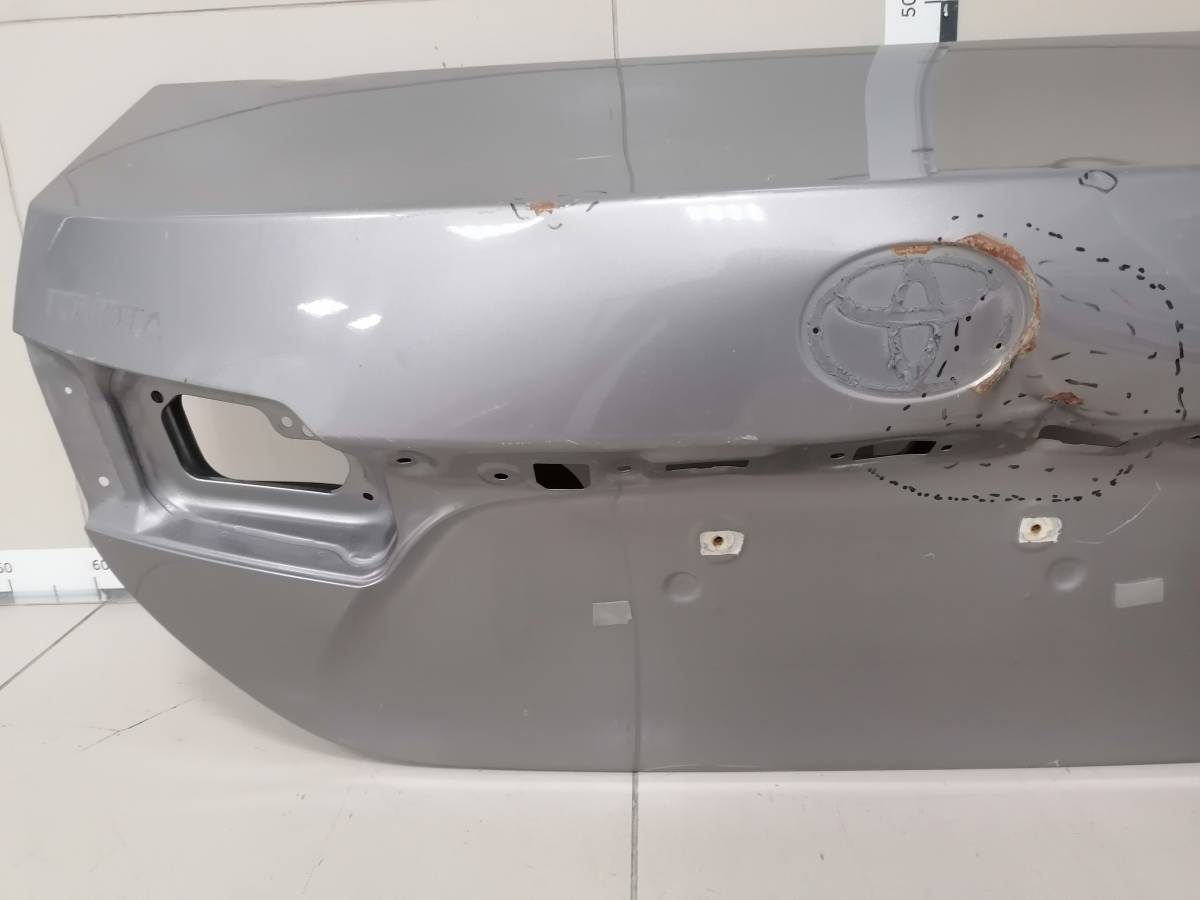 Крышка багажника Toyota Corolla E180 2013>