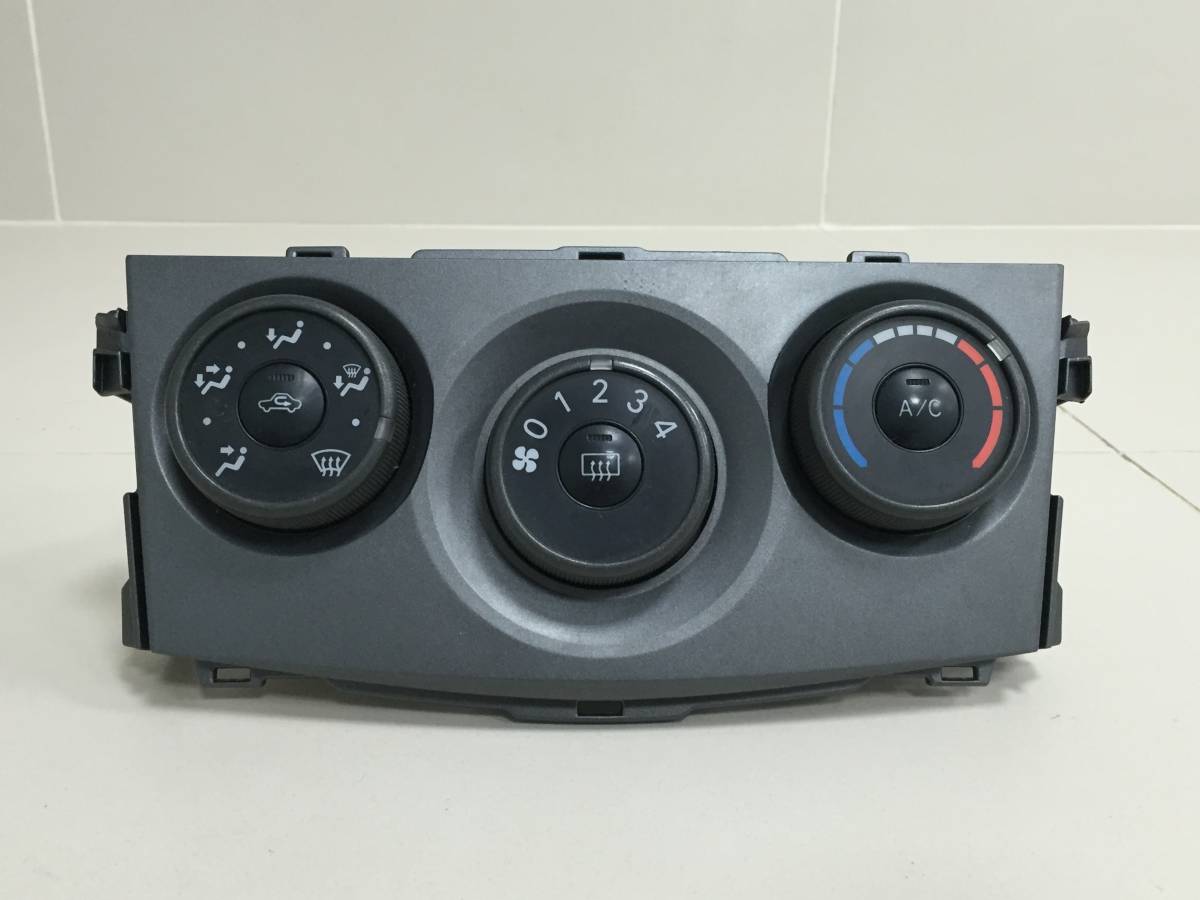 Блок управления отопителем Toyota Corolla E150 2006-2013
