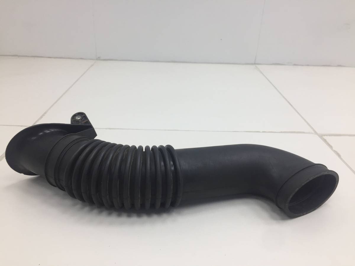 Патрубок воздушного фильтра Suzuki SX4 2006-2013