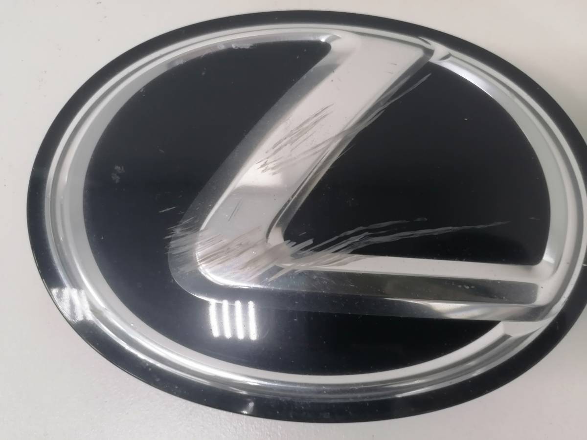 Эмблема Lexus NX 200/300H 2014>