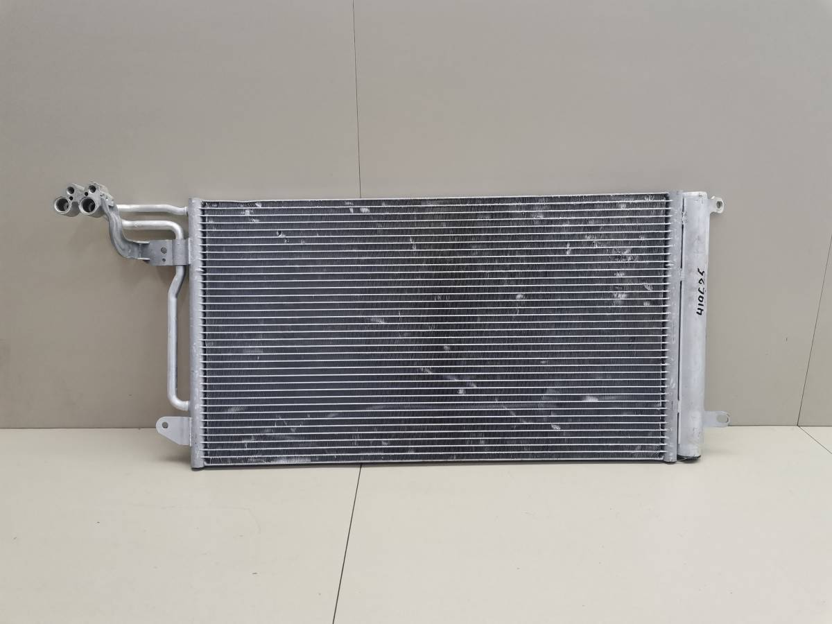 Радиатор кондиционера (конденсер) Volkswagen Polo (Sed RUS) 2011>