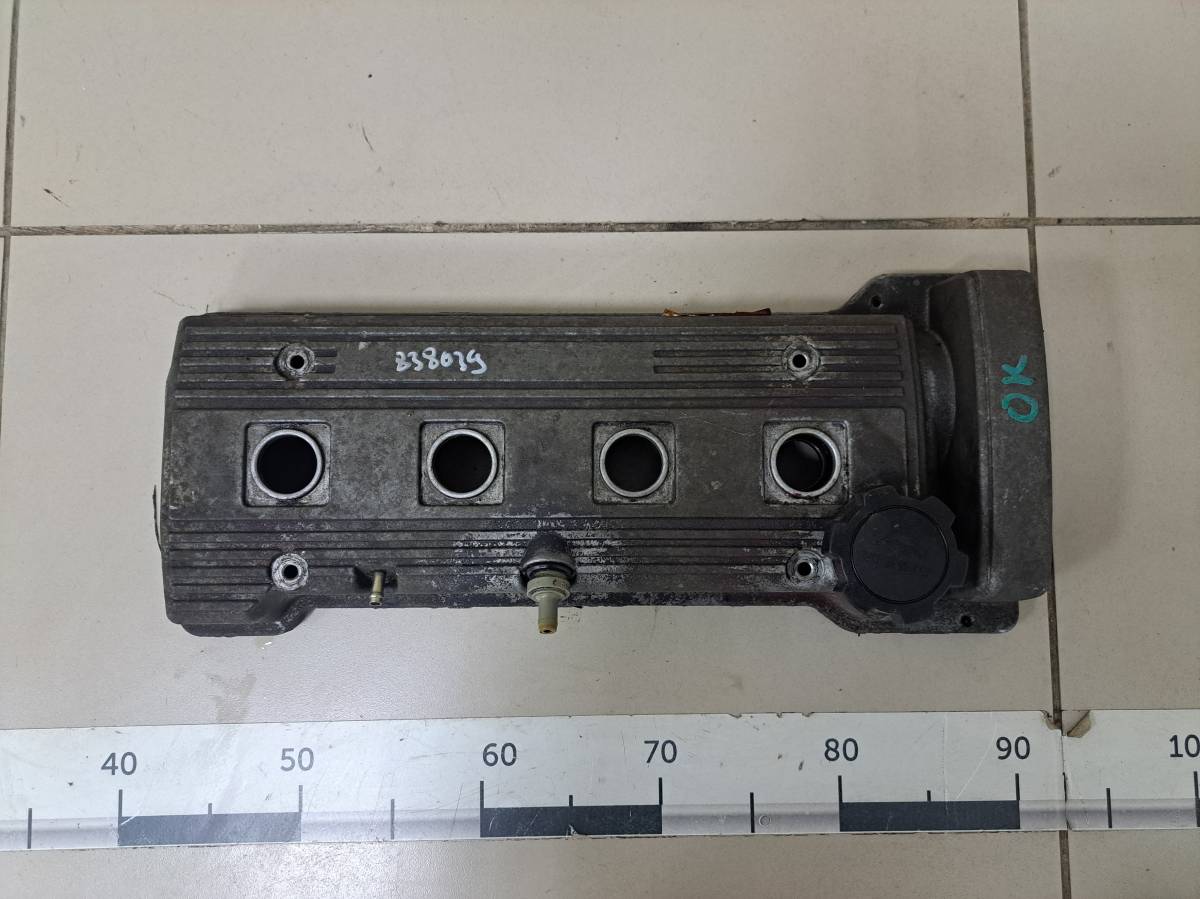 Крышка головки блока (клапанная) Toyota Carina (T210) 1996-2001 Крышка головки блока (клапанная) Toyota Carina (T210) 1996-2001