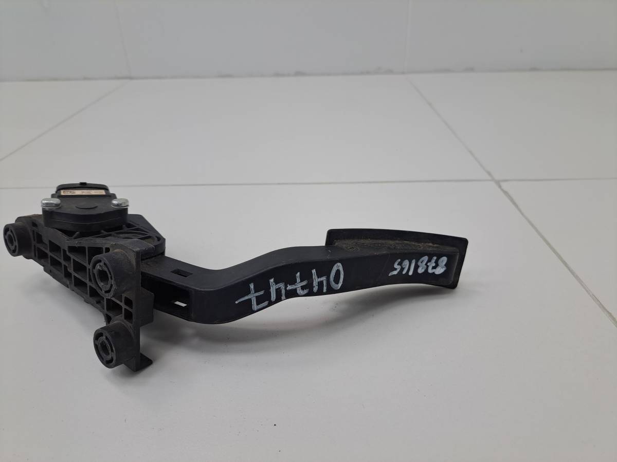 Педаль газа Kia Rio 3 (UB) 2011-2017