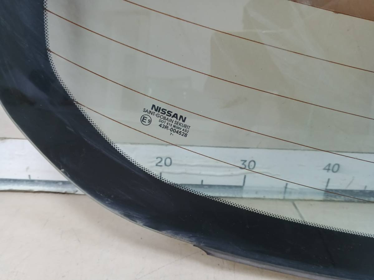 Стекло заднее Nissan Tiida (C11) 2007-2014 Стекло заднее Nissan Tiida (C11) 2007-2014