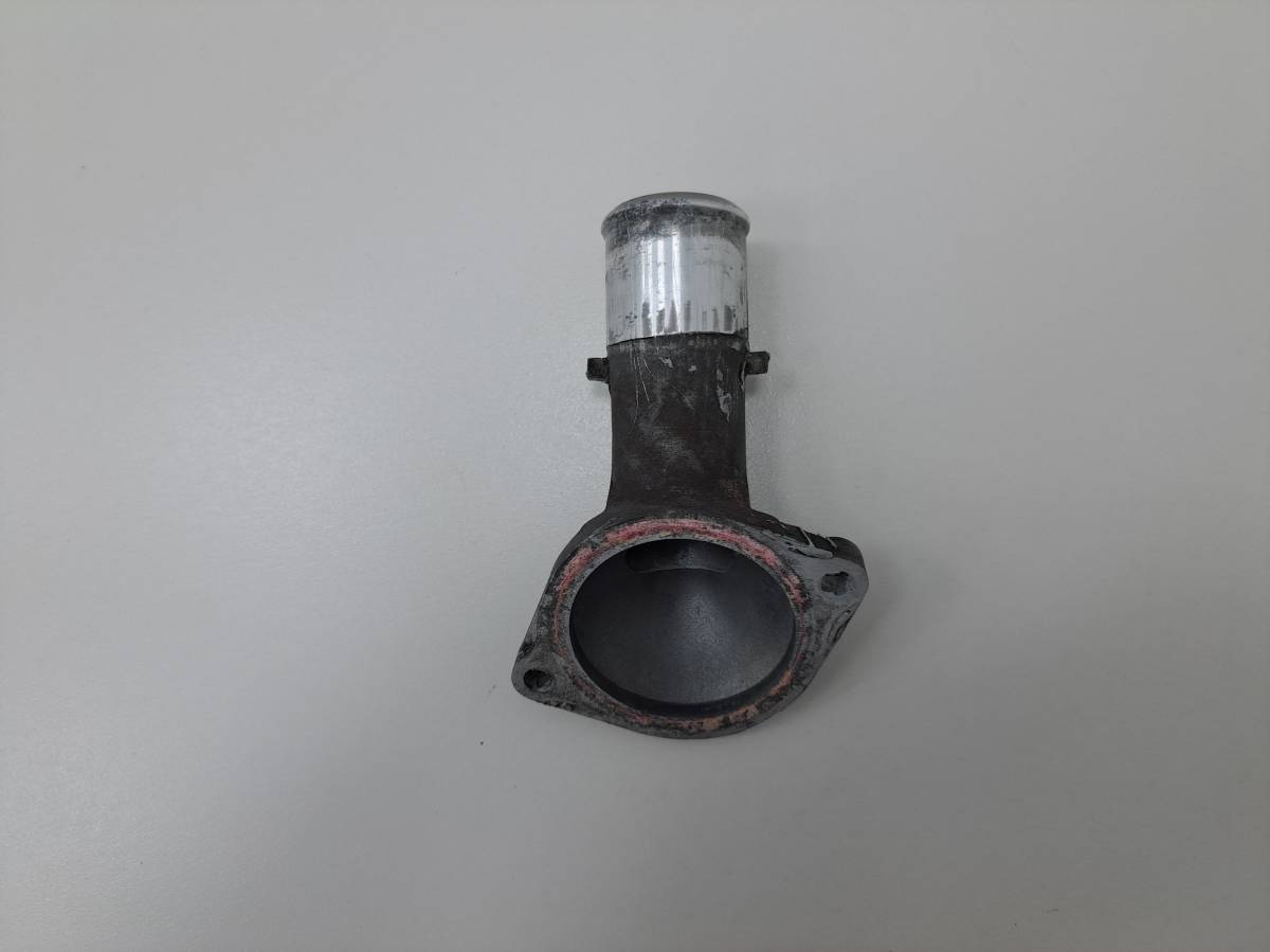 Крышка термостата Toyota Corolla E120 2001-2007