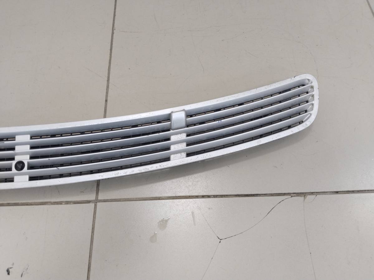 Решетка в капот Mercedes-Benz E-Class (W211) 2002-2009
