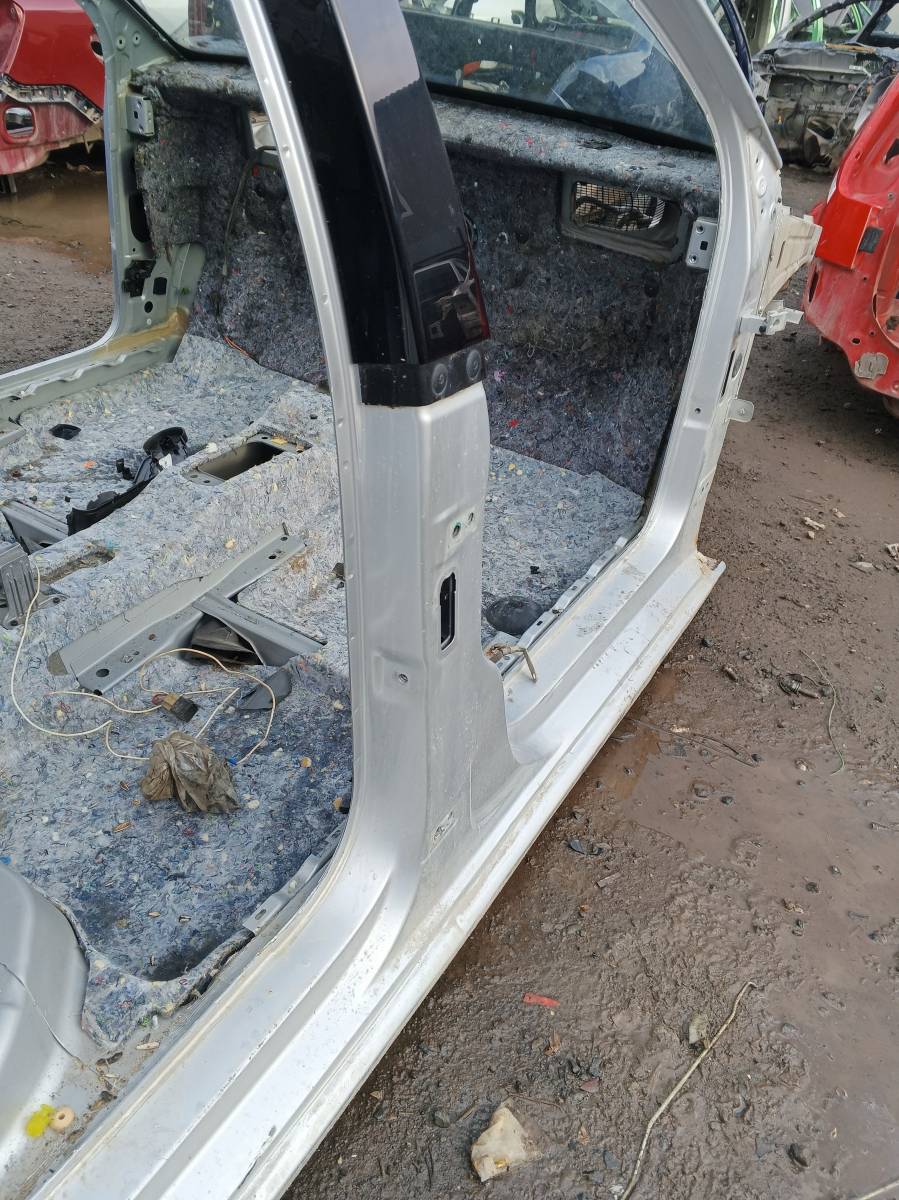 Порог со стойкой правый Fiat Albea 2002-2012 Порог со стойкой правый Fiat Albea 2002-2012