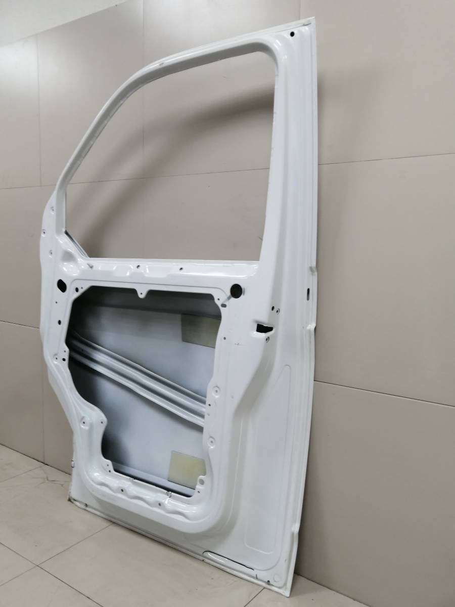 Дверь передняя правая Volkswagen Transporter T5 2003-2015