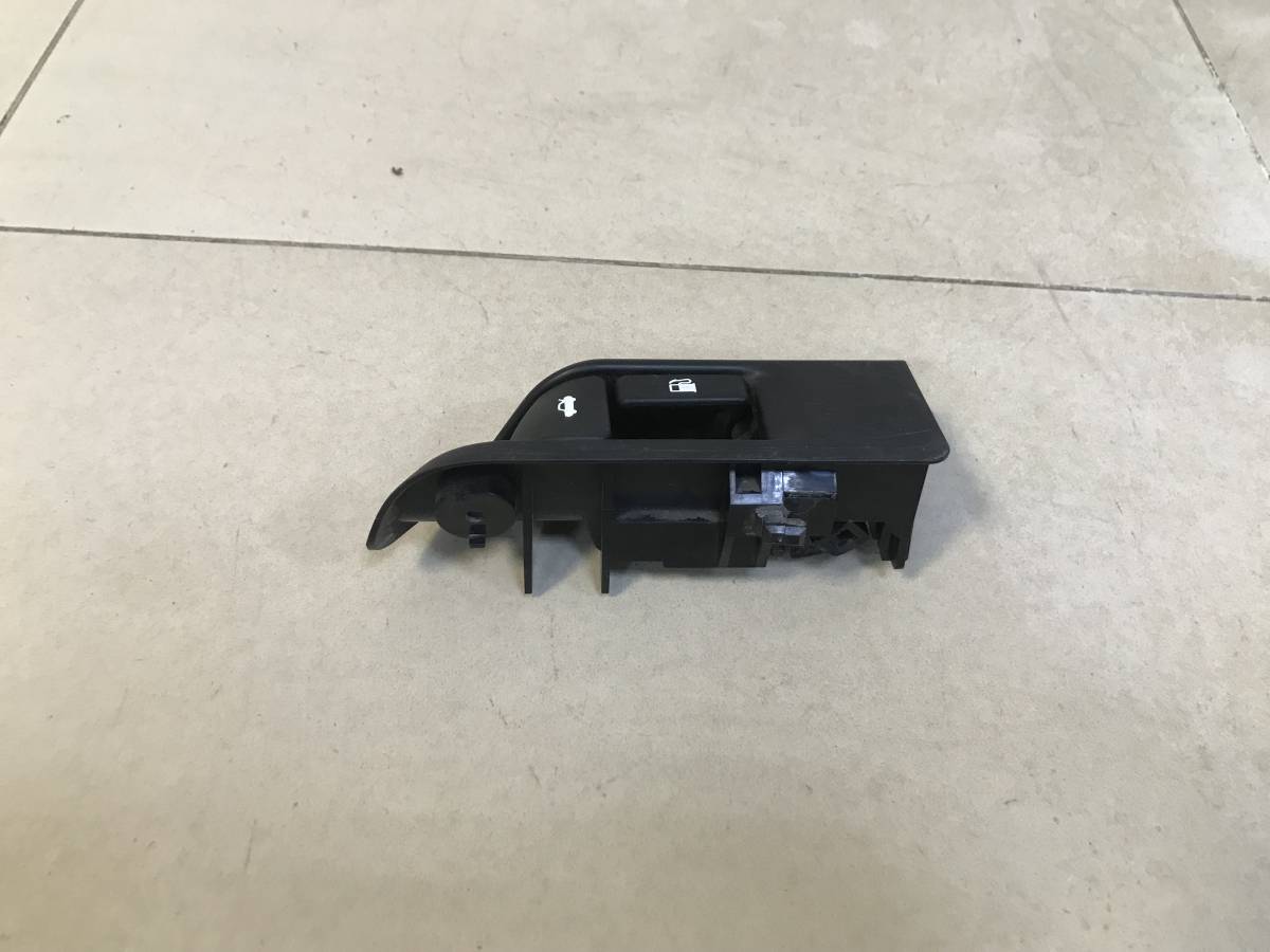 Ручка открывания багажника Toyota Camry (V50) 2011-2017