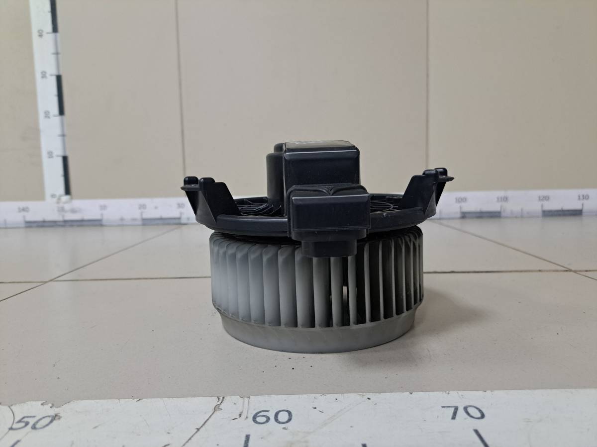 Моторчик отопителя Toyota Land Cruiser Prado (J120) 2002-2009