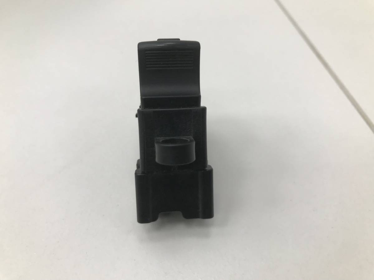 Кнопка стеклоподъемника Nissan Qashqai (J10) 2006-2013