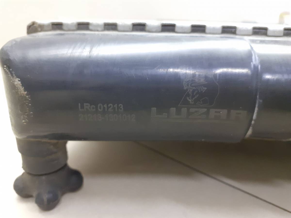 Радиатор охлаждения двигателя Lada 2131 1997-2013