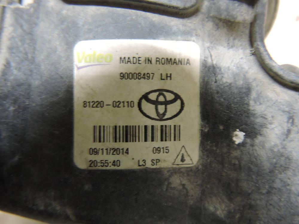 Фара противотуманная левая Toyota Auris (E150) 2006-2012