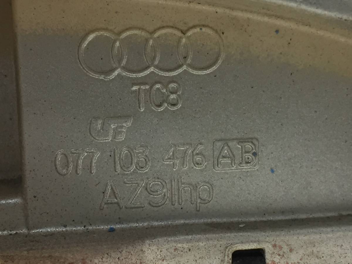 Крышка головки блока (клапанная) Audi A8 (D3, 4E) 2002-2010