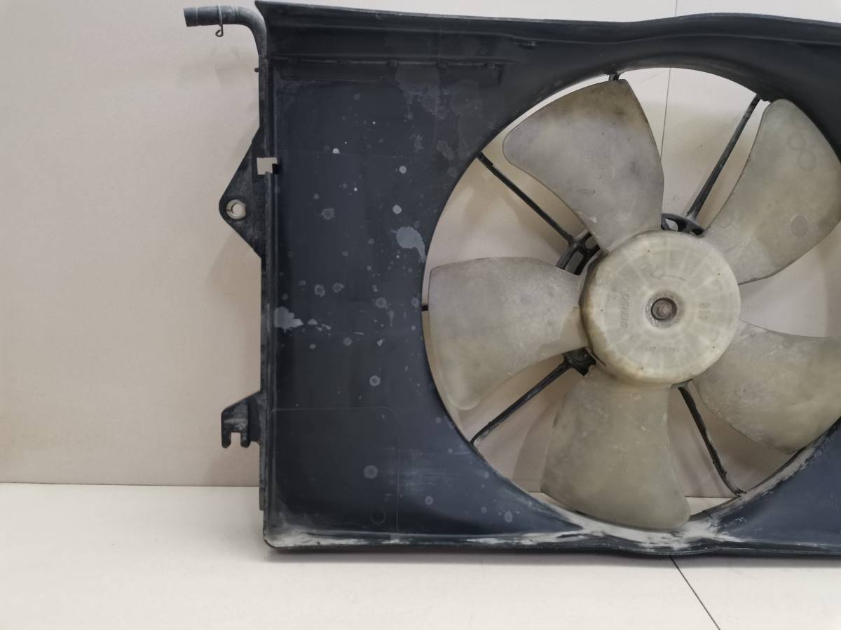 Вентилятор радиатора Toyota Verso (XP20) 1999-2006