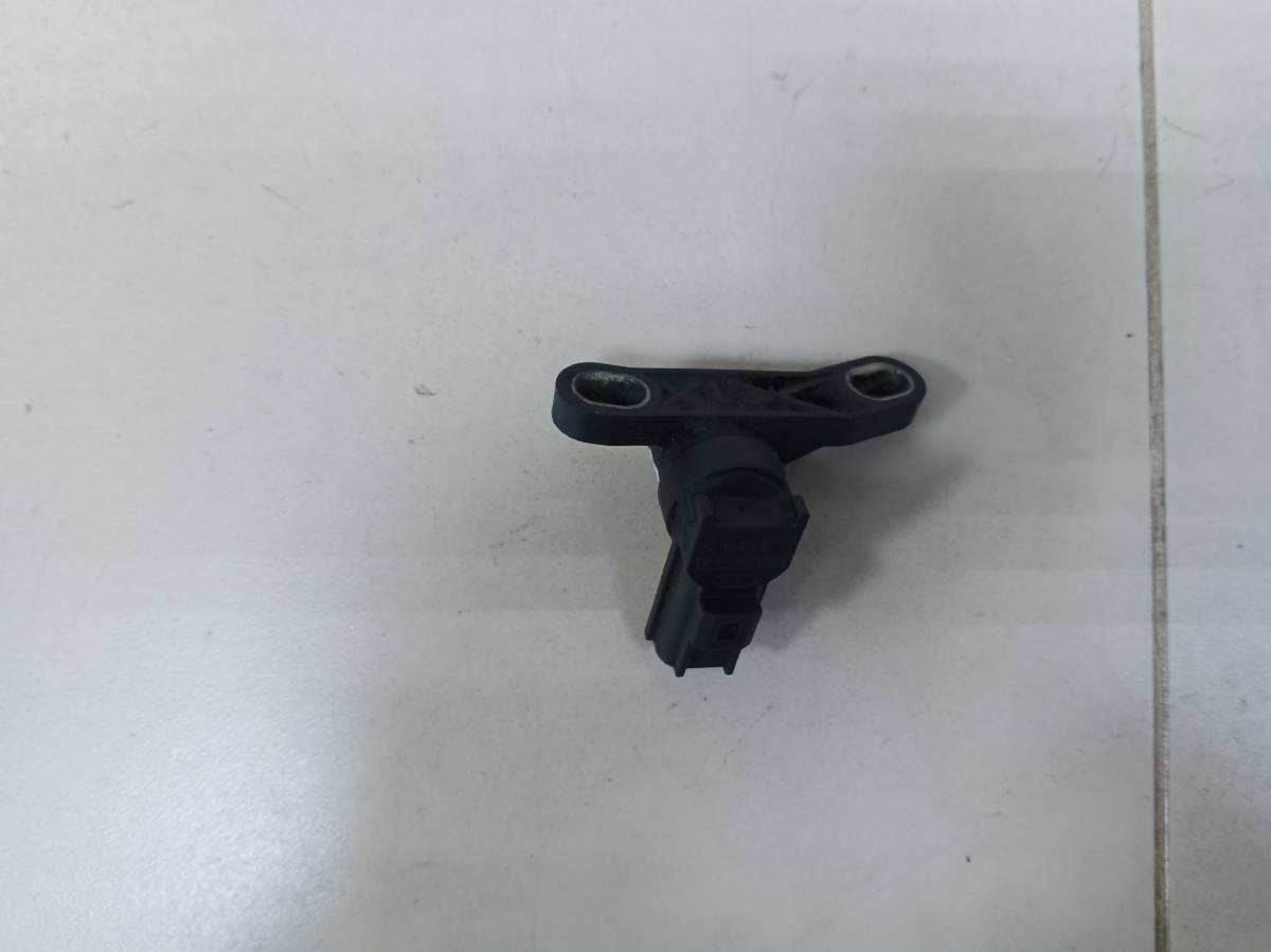 Датчик положения коленвала Ford Mondeo 4 2007-2015