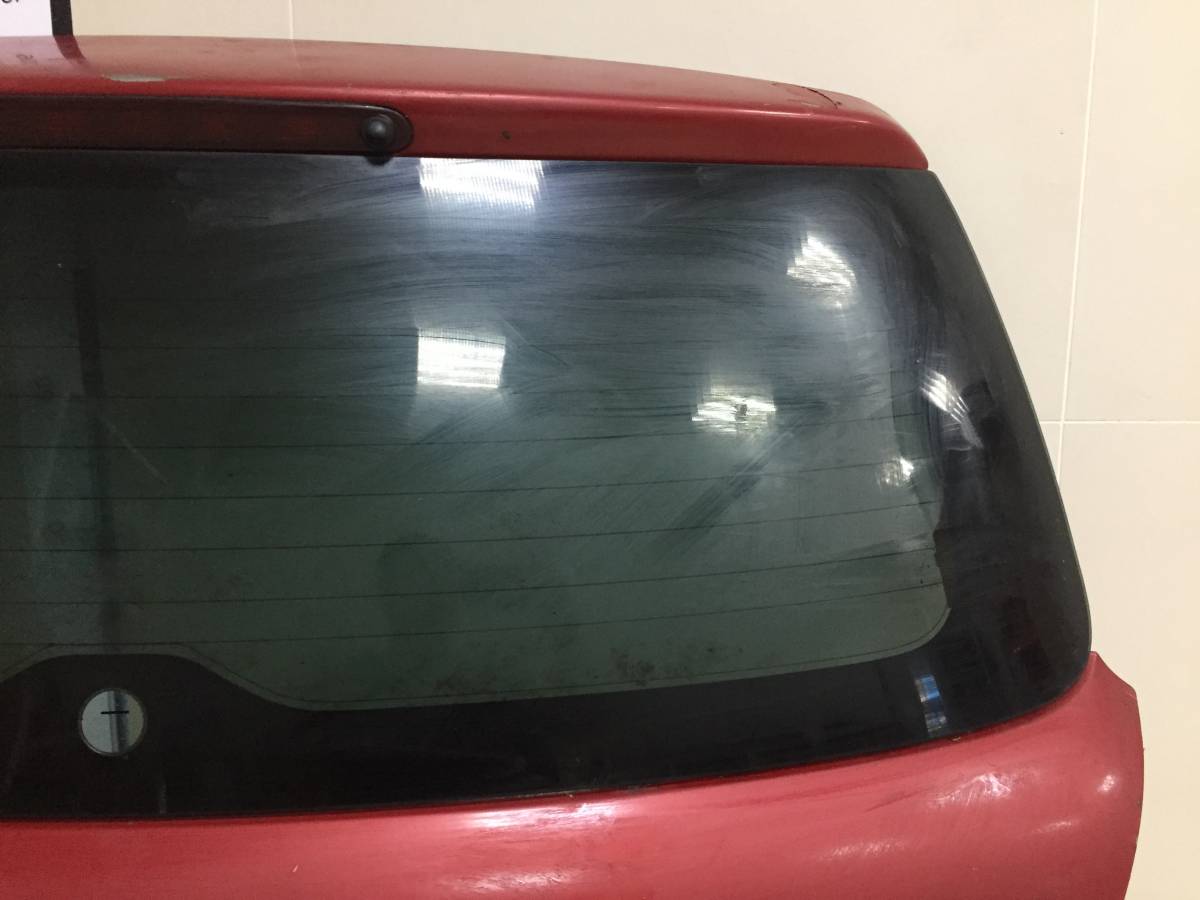 Дверь багажника со стеклом Suzuki Swift 2004-2010