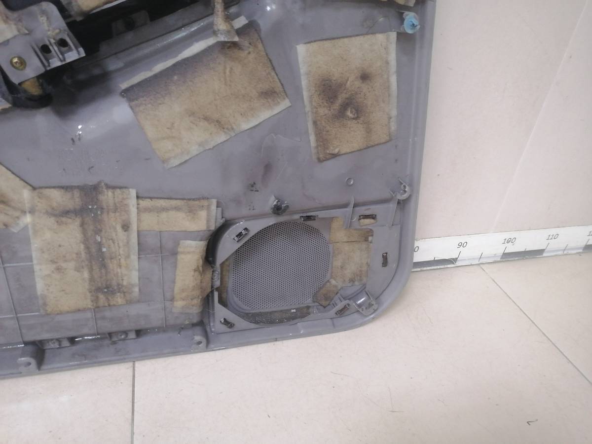 Обшивка двери передней правой Subaru Forester (S10) 1997-2000