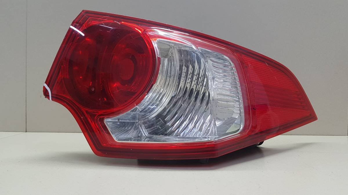 Фонарь задний наружный правый Honda Accord 8 (CU) 2008-2013