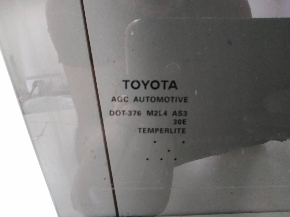 Стекло двери задней правой Toyota Tundra (XK50) 2006-2010