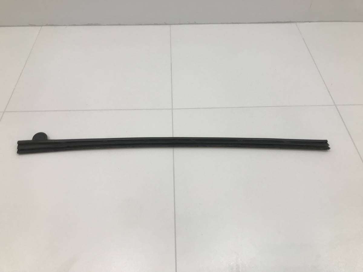 Уплотнитель двери Toyota Highlander (U40) 2007-2013