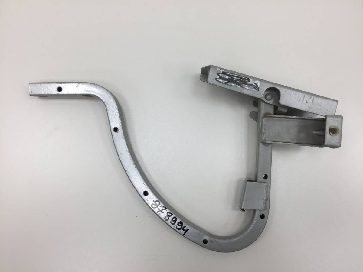 Петля крышки багажника Geely CK / Otaka 2005-2016