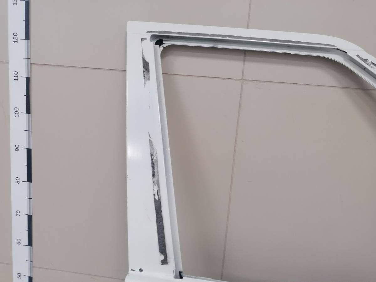 Дверь передняя правая Land Rover Discovery 3 2004-2009