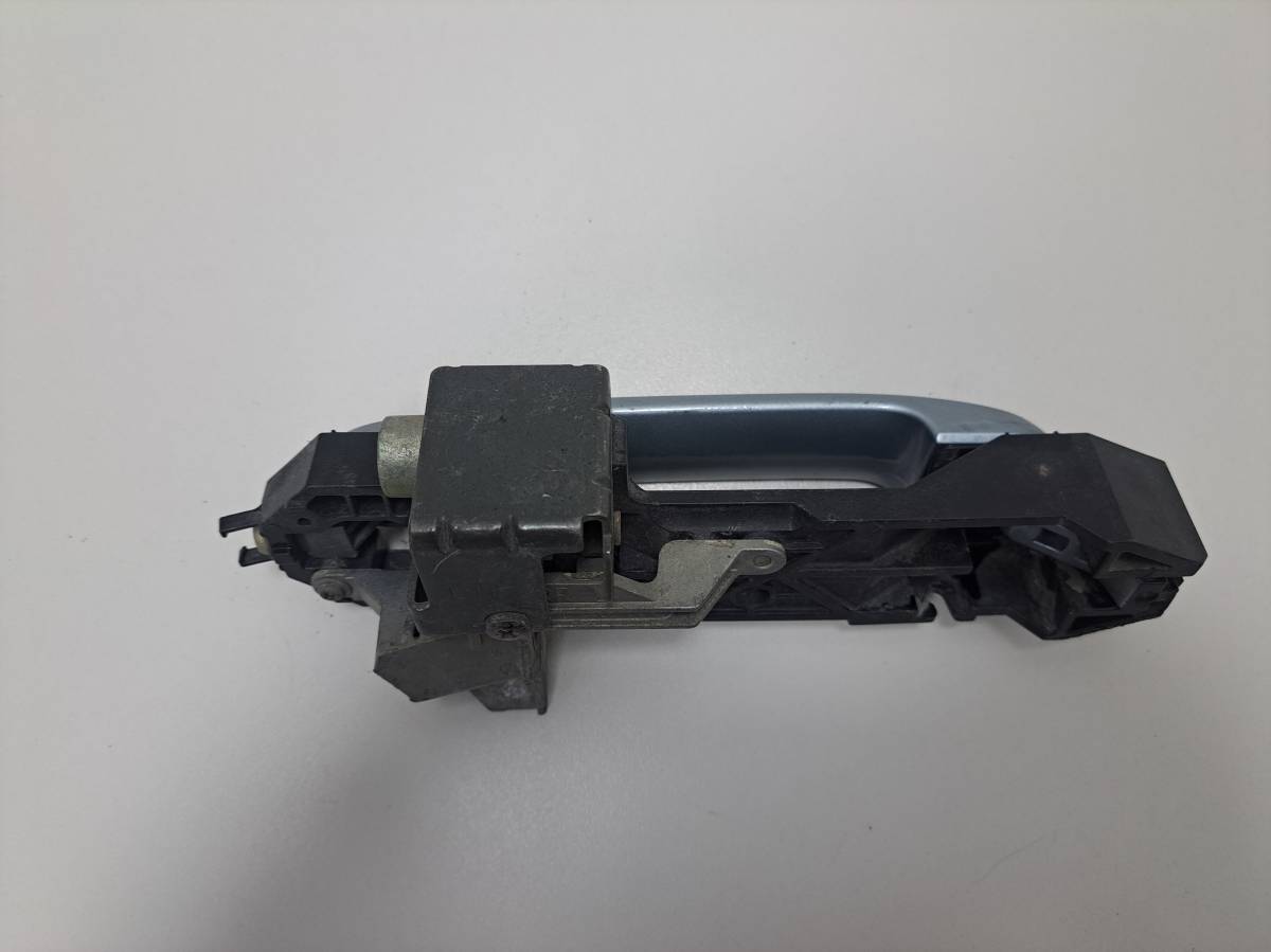 Ручка двери передней наружная левая Nissan Micra (K12) 2002-2010