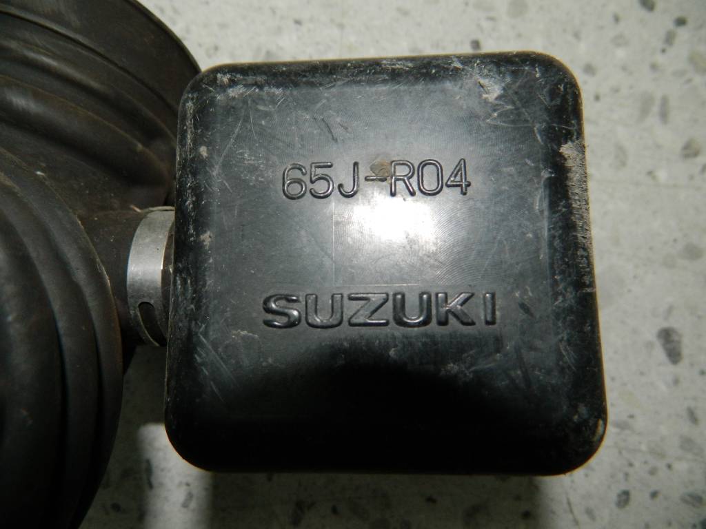 Патрубок воздушного фильтра Suzuki Grand Vitara 2005-2015