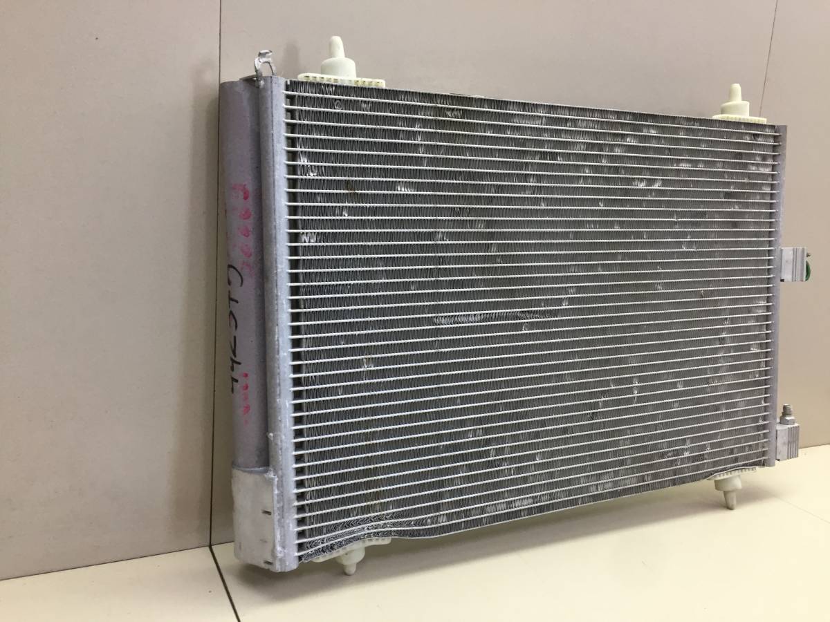 Радиатор кондиционера (конденсер) Citroen Xsara Picasso 1999-2010