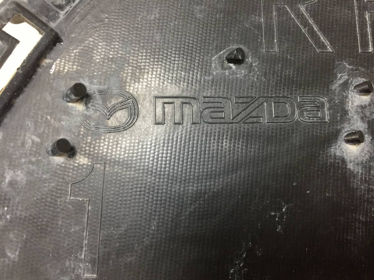 Рамка противотуманной фары правой Mazda Mazda 3 (BL) 2009-2013