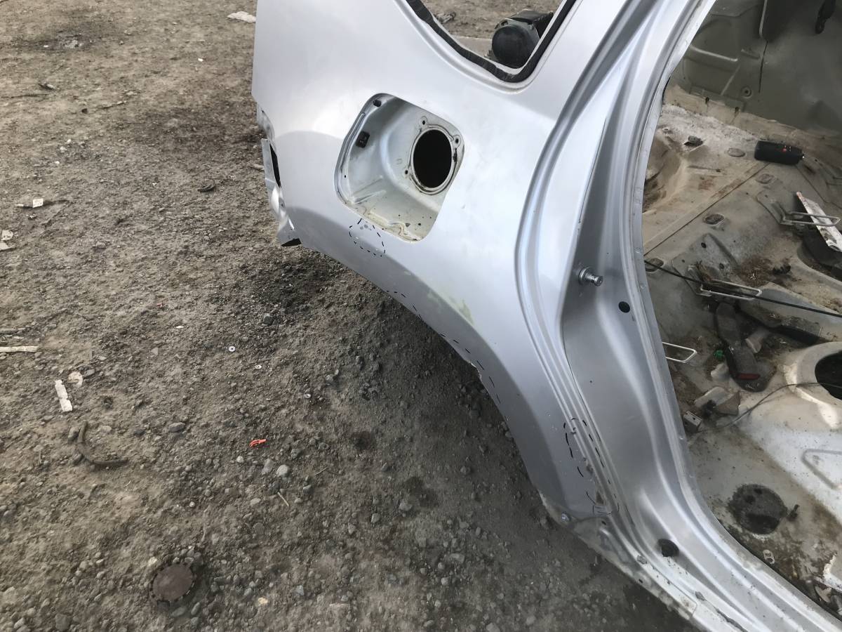 Крыло заднее правое Renault Duster 2012>