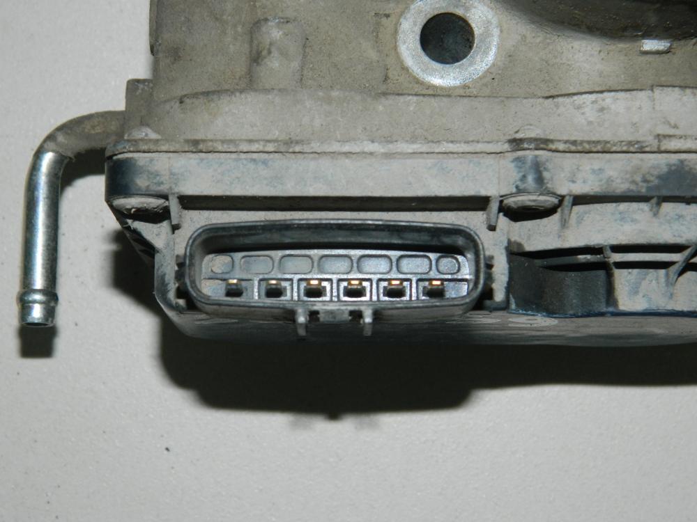 Заслонка дроссельная электрическая для Toyota Camry (V40) 2006-2011
