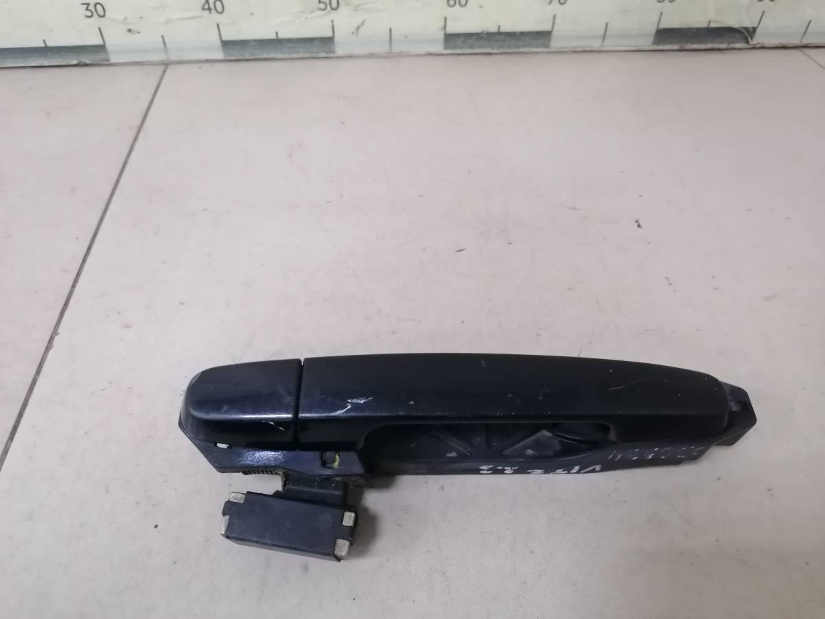 Ручка двери задней наружная левая Toyota Vitz P90 2005-2011