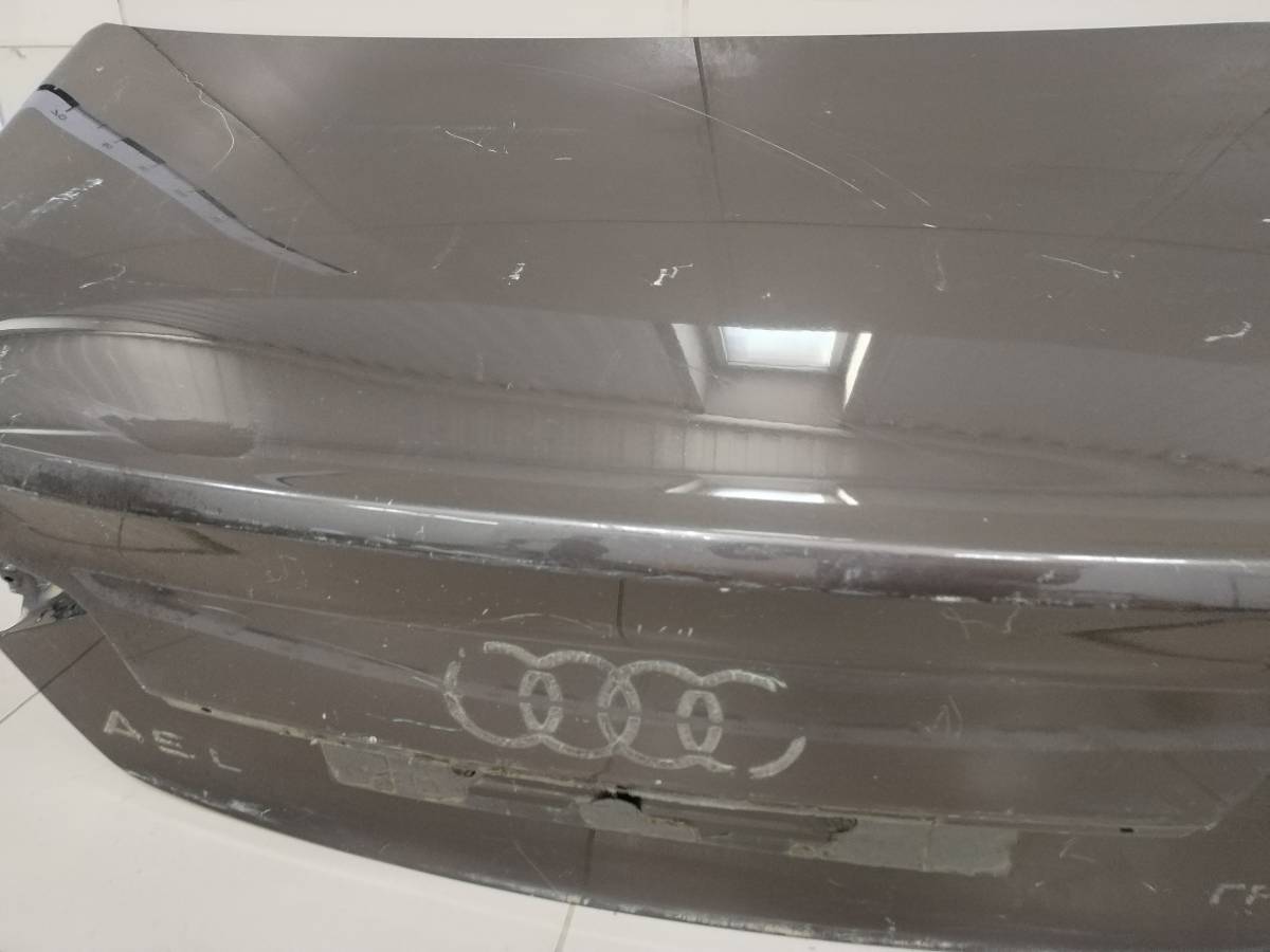 Крышка багажника Audi A8 (D4) 2010-2017