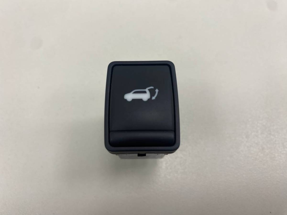 Кнопка открывания багажника Nissan X-Trail 3 (T32) 2014>