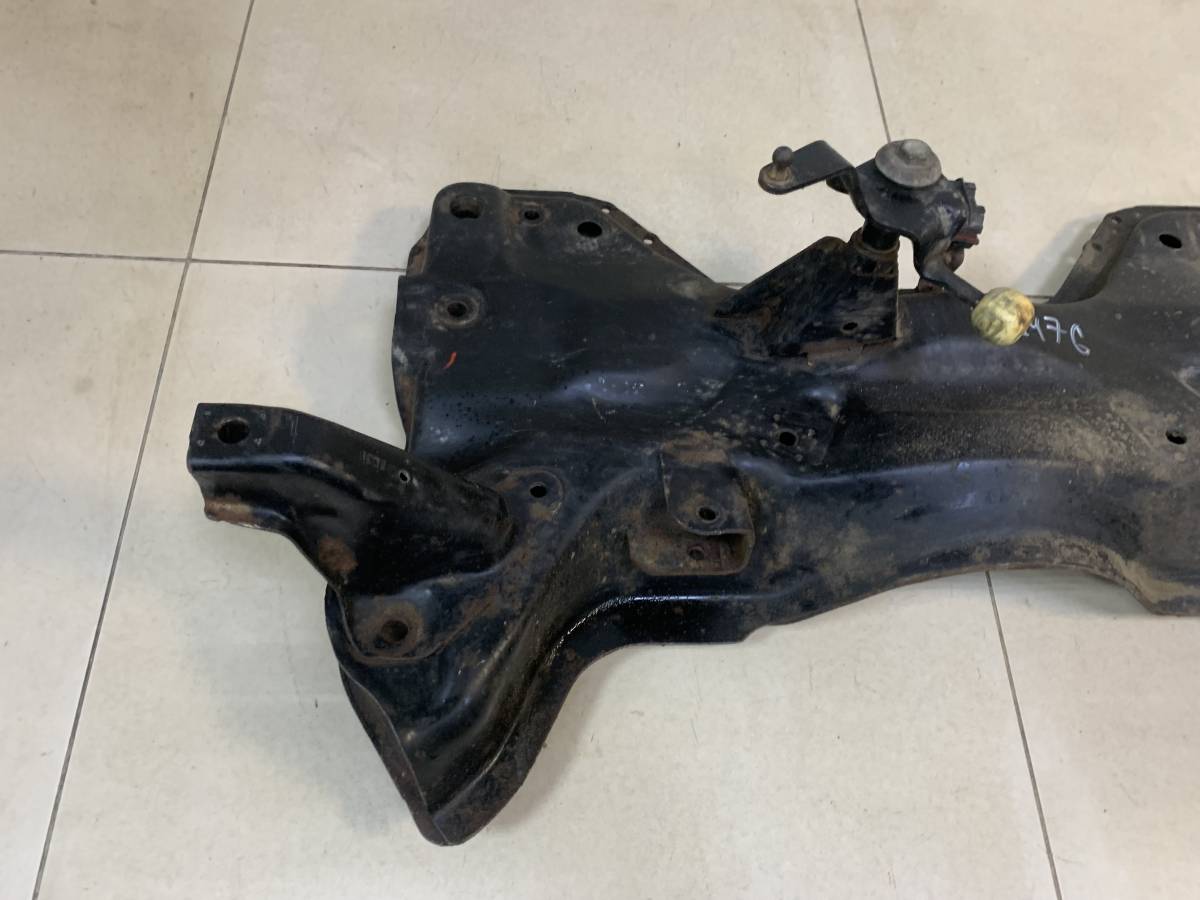 Балка подмоторная Peugeot 206 1998-2012