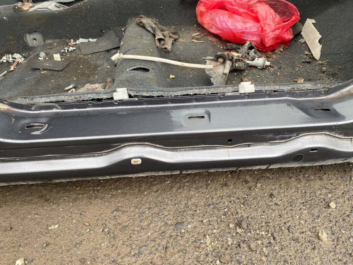 Порог со стойкой правый Toyota Avensis (T250) 2003-2009
