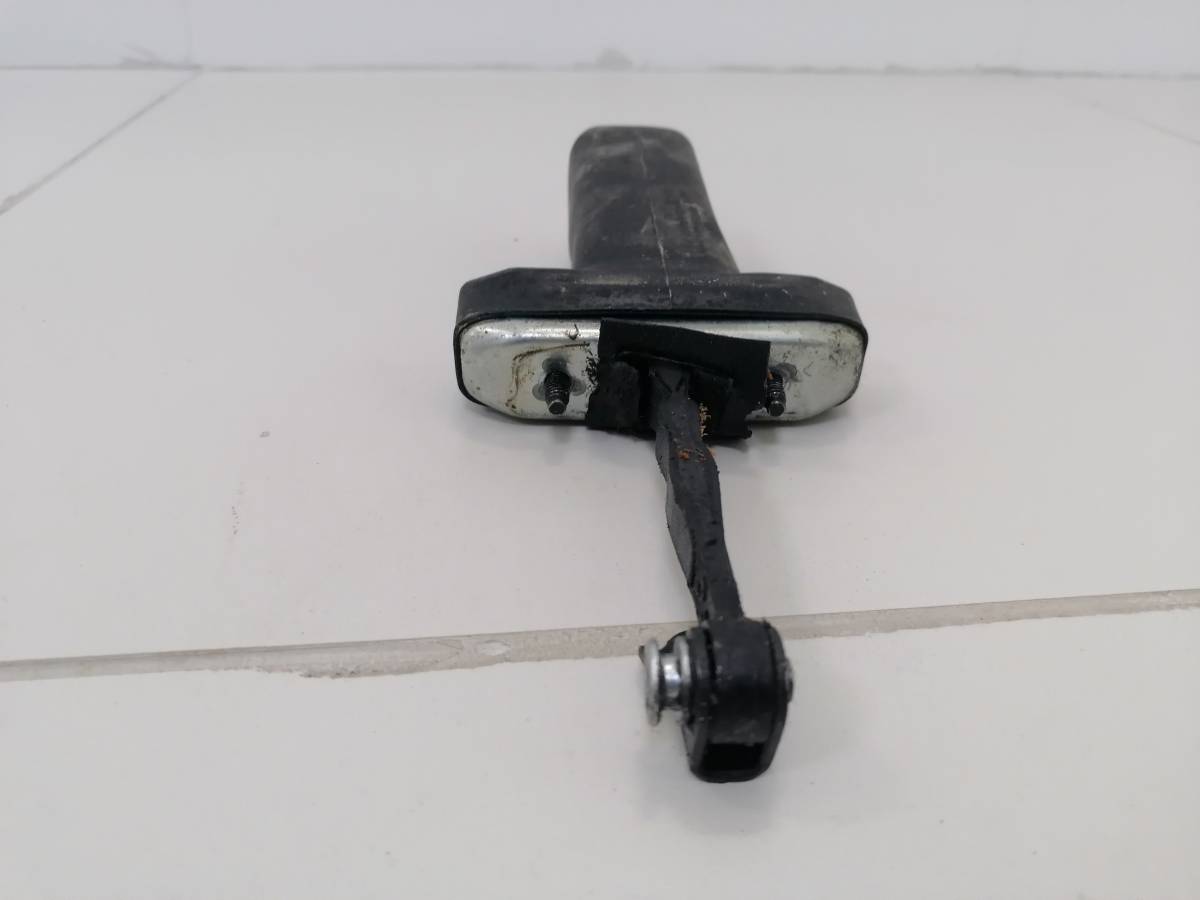 Ограничитель двери Lexus LS 430 (UCF30) 2000-2006