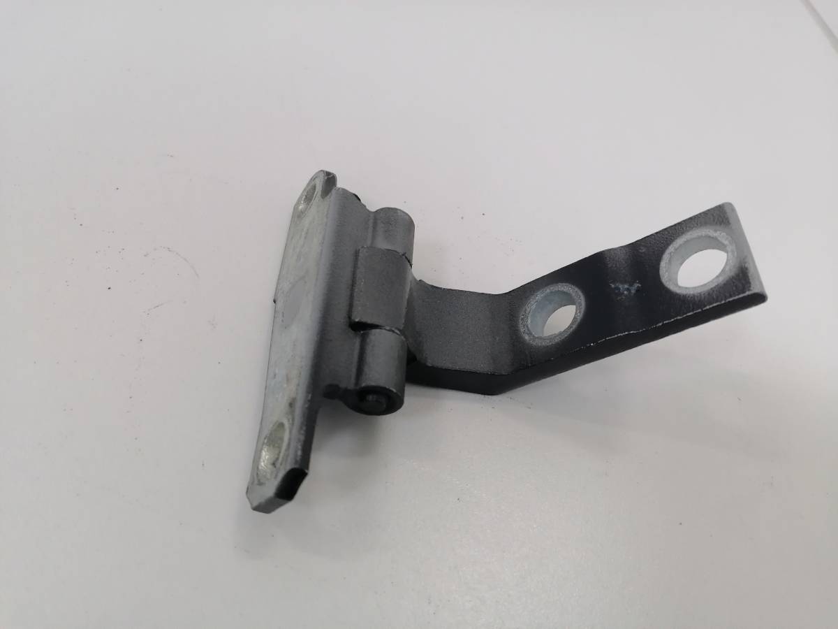 Петля двери передней правой верхняя Toyota  Celsior (F30) 2003