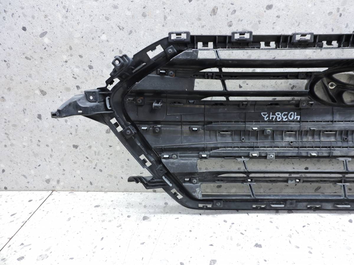 Решетка радиатора Hyundai Elantra (AD) 2015>