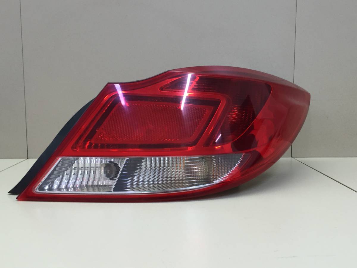 Фонарь задний правый Opel Insignia 2008-2017