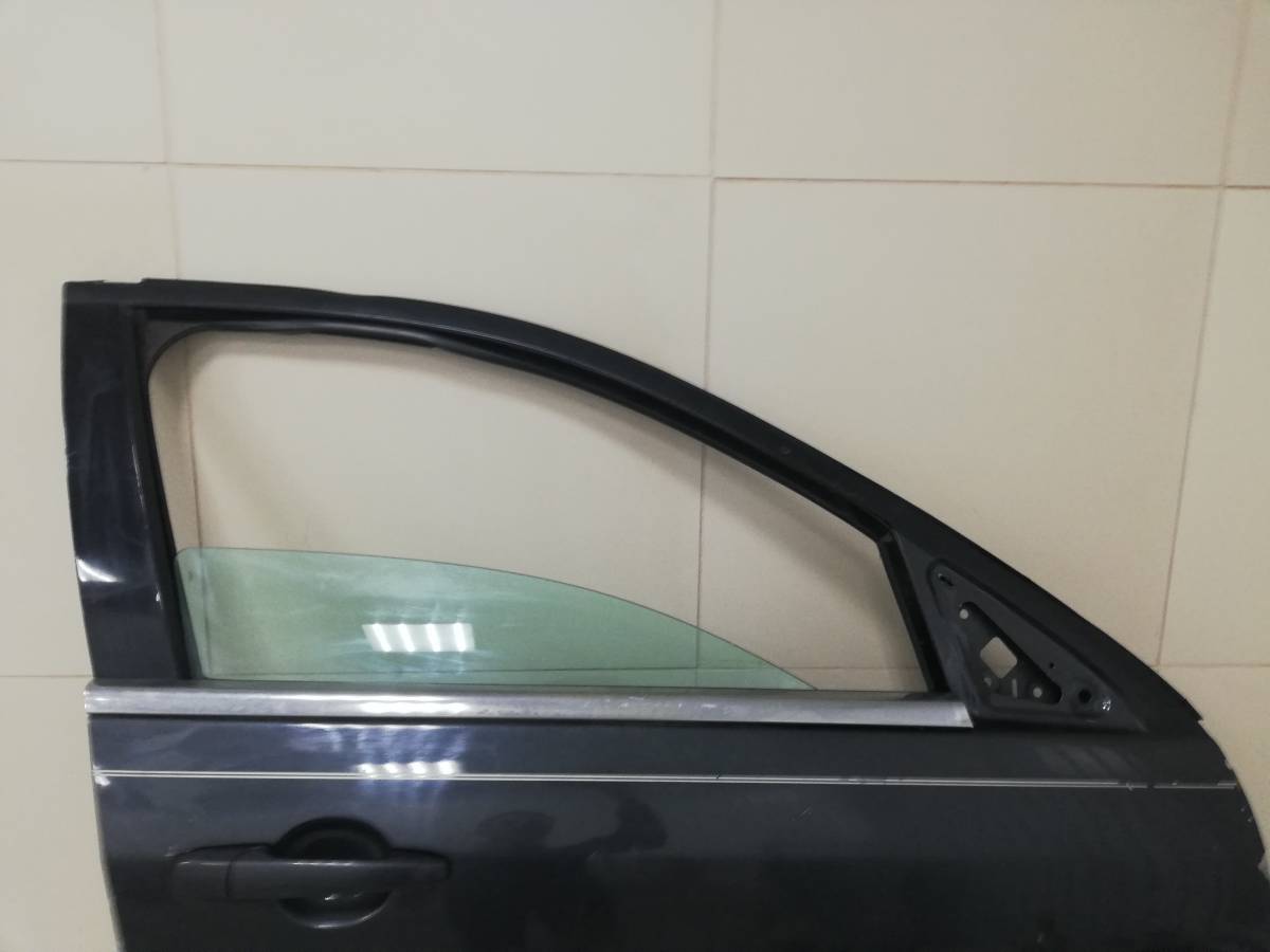 Дверь передняя правая Lincoln MKZ 2005-2012