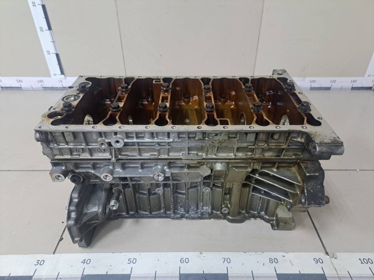 Блок двигателя Volvo V70 (SW, SJ) 2000-2007 Блок двигателя Volvo V70 (SW, SJ) 2000-2007