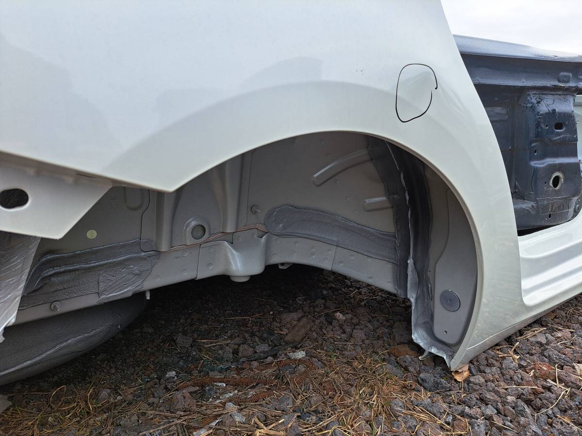 Крыло заднее правое Citroen C4 2011>
