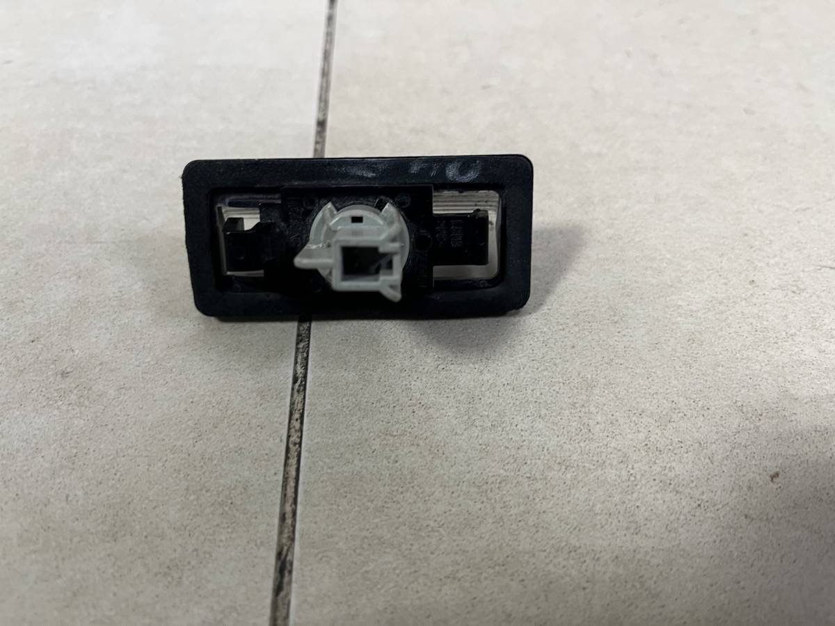 Фонарь подсветки номера Nissan Almera 3 (G11, G15) 2012>