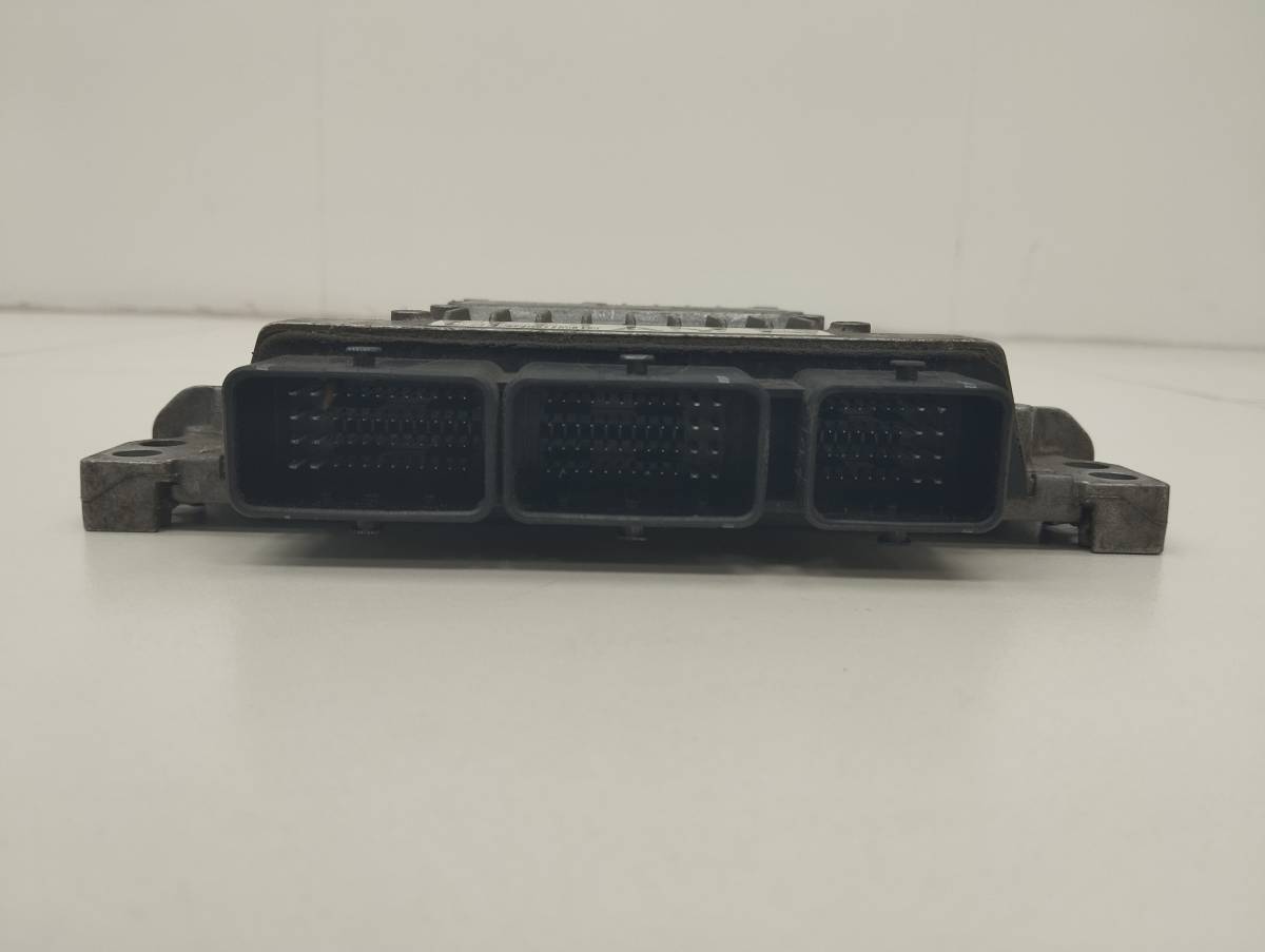 Блок управления двигателем Nissan Qashqai (J10) 2006-2013